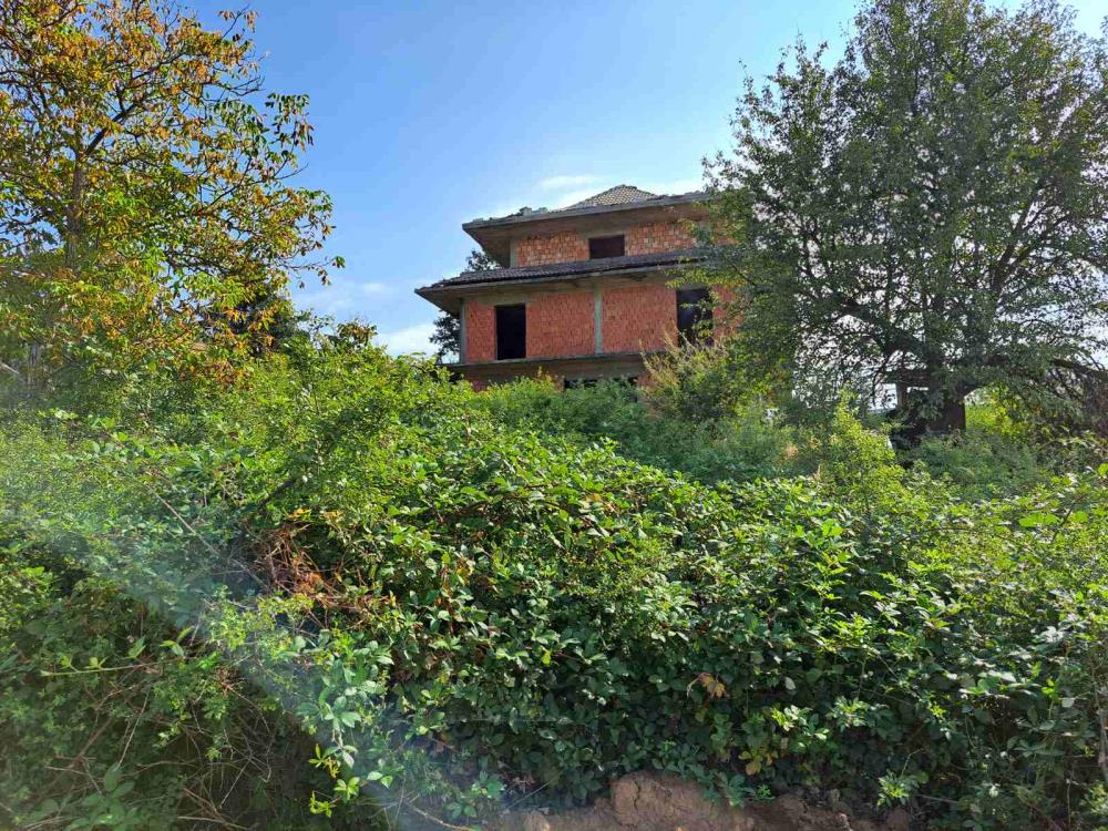 Barajevo,naselje Trebež,Izvorska, 607m2 +20a