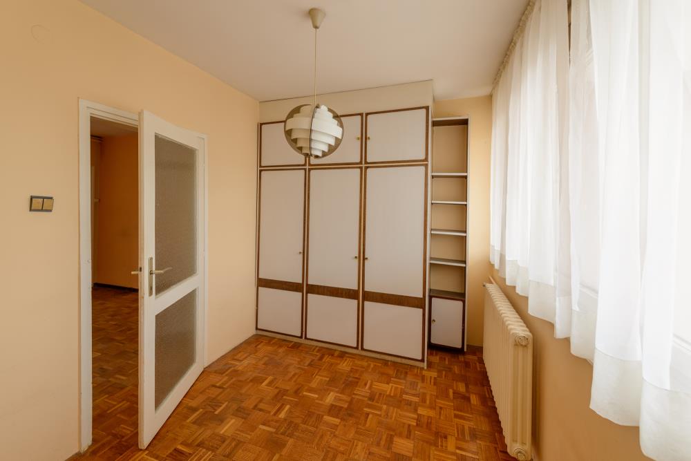 Blok 70a, Omladinskih Brigada, 4.0, 117m2 (3T), 8/8
