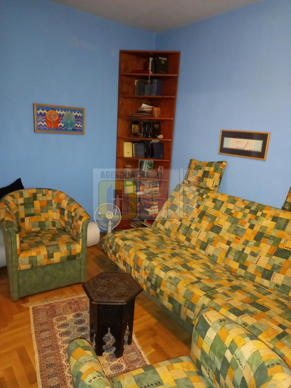 Hotel YU , uknjižen, 67m