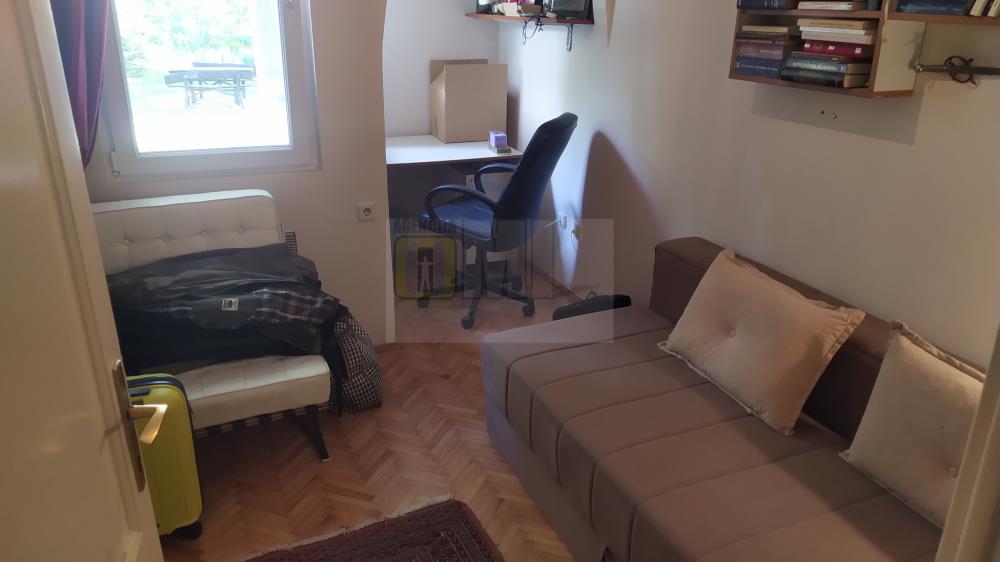 Humska, 2.5, 53m2, VPR, uknjižen, useljiv