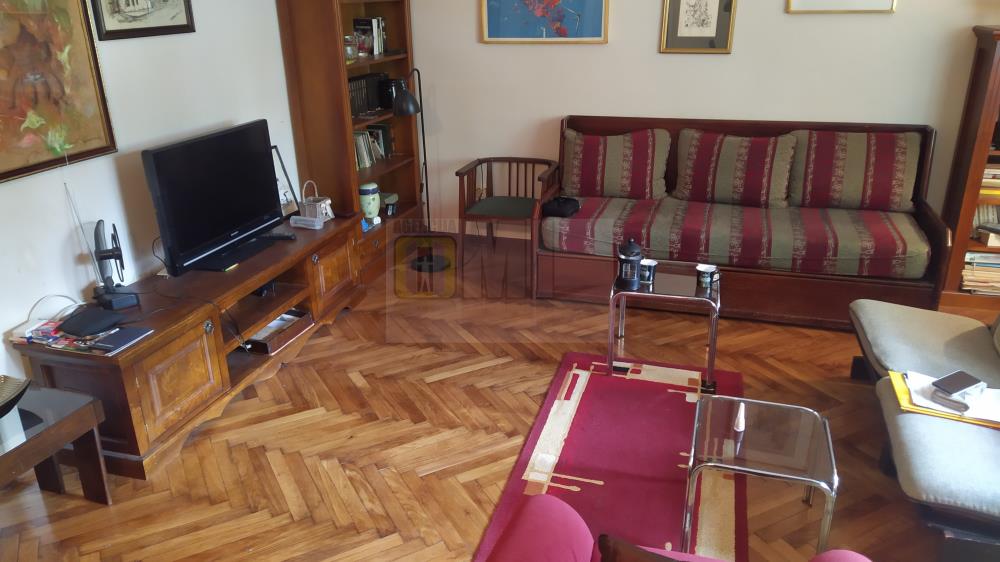 Humska, 2.5, 53m2, VPR, uknjižen, useljiv