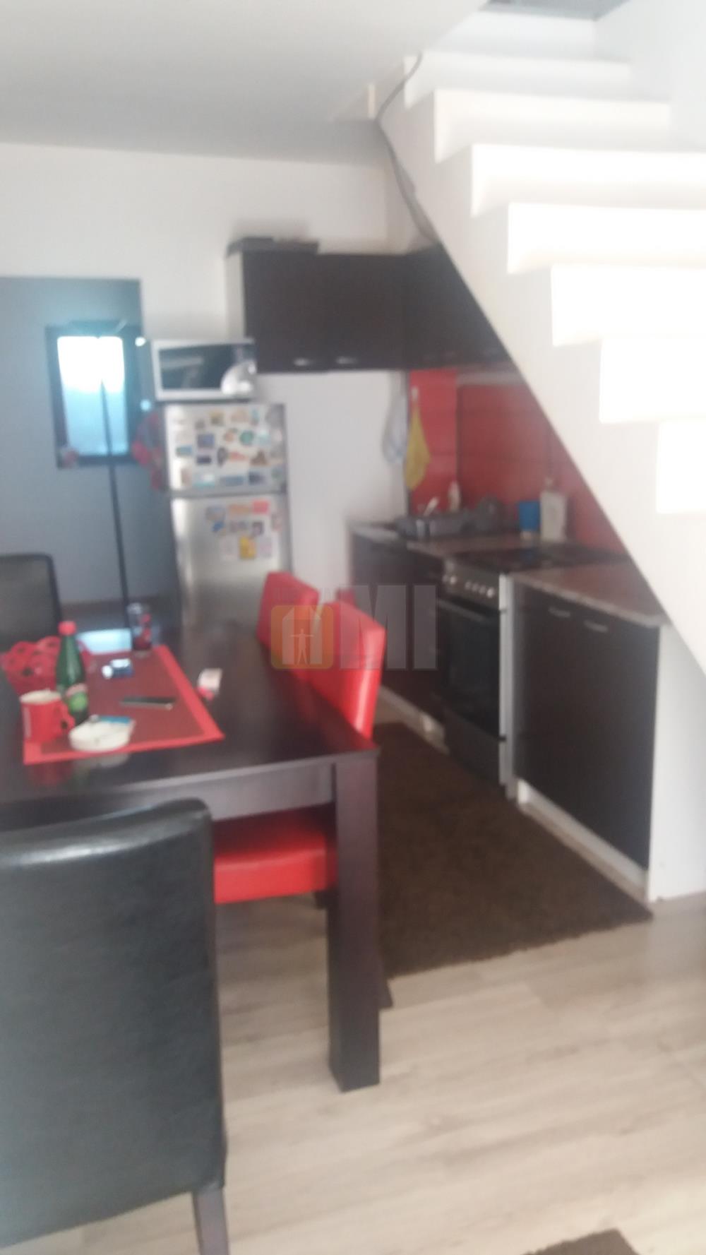 Surčin, kuća 183m+4a, 160.000 €
