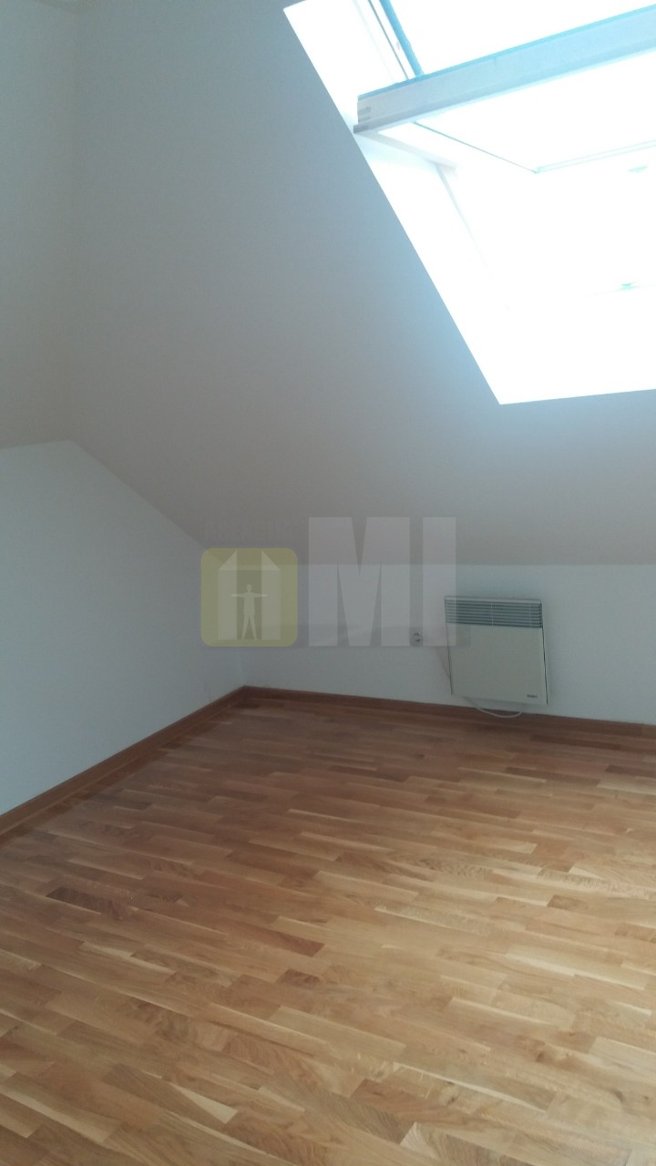 Zemun . D Rakića, 3.0, dupleks, 119,000€