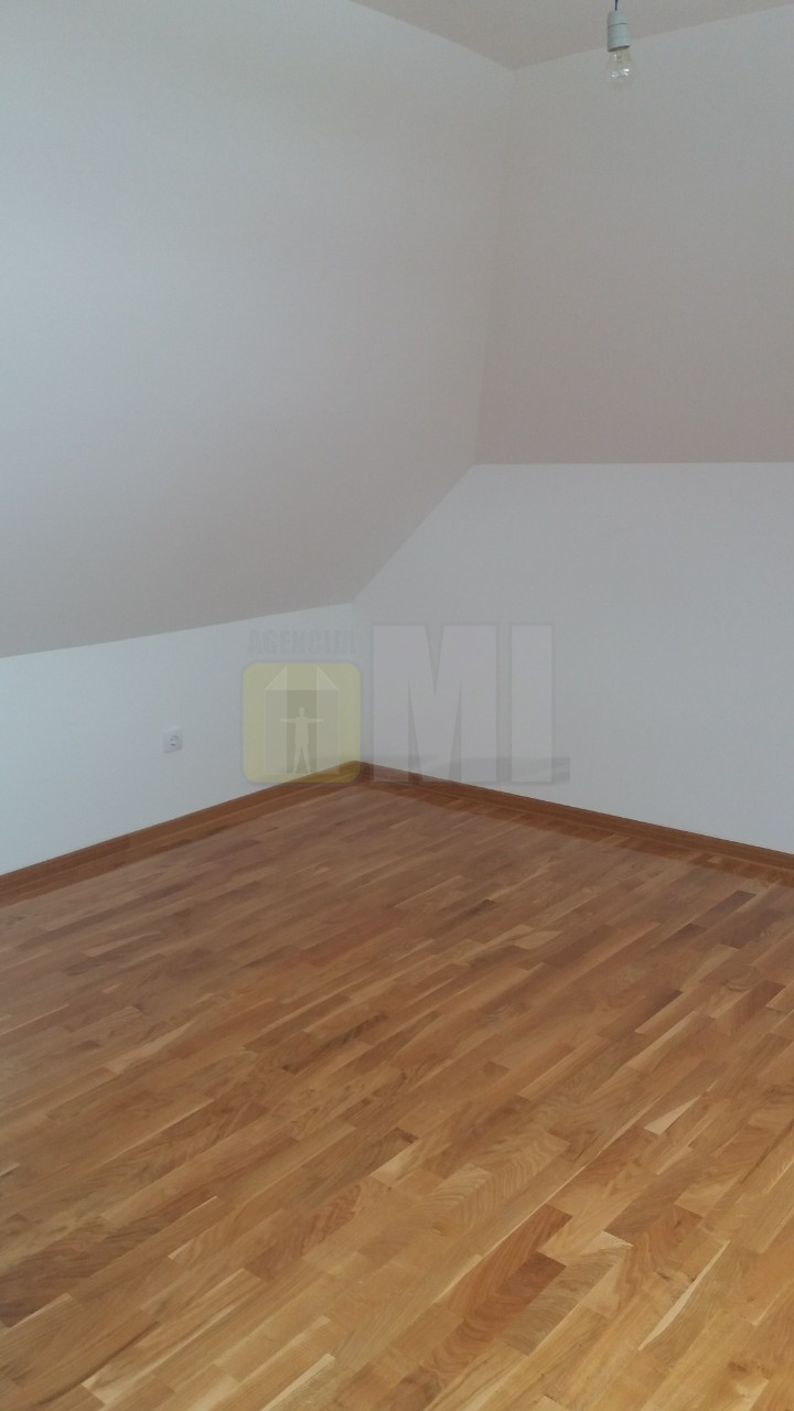 Zemun . D Rakića, 3.0, dupleks, 119,000€