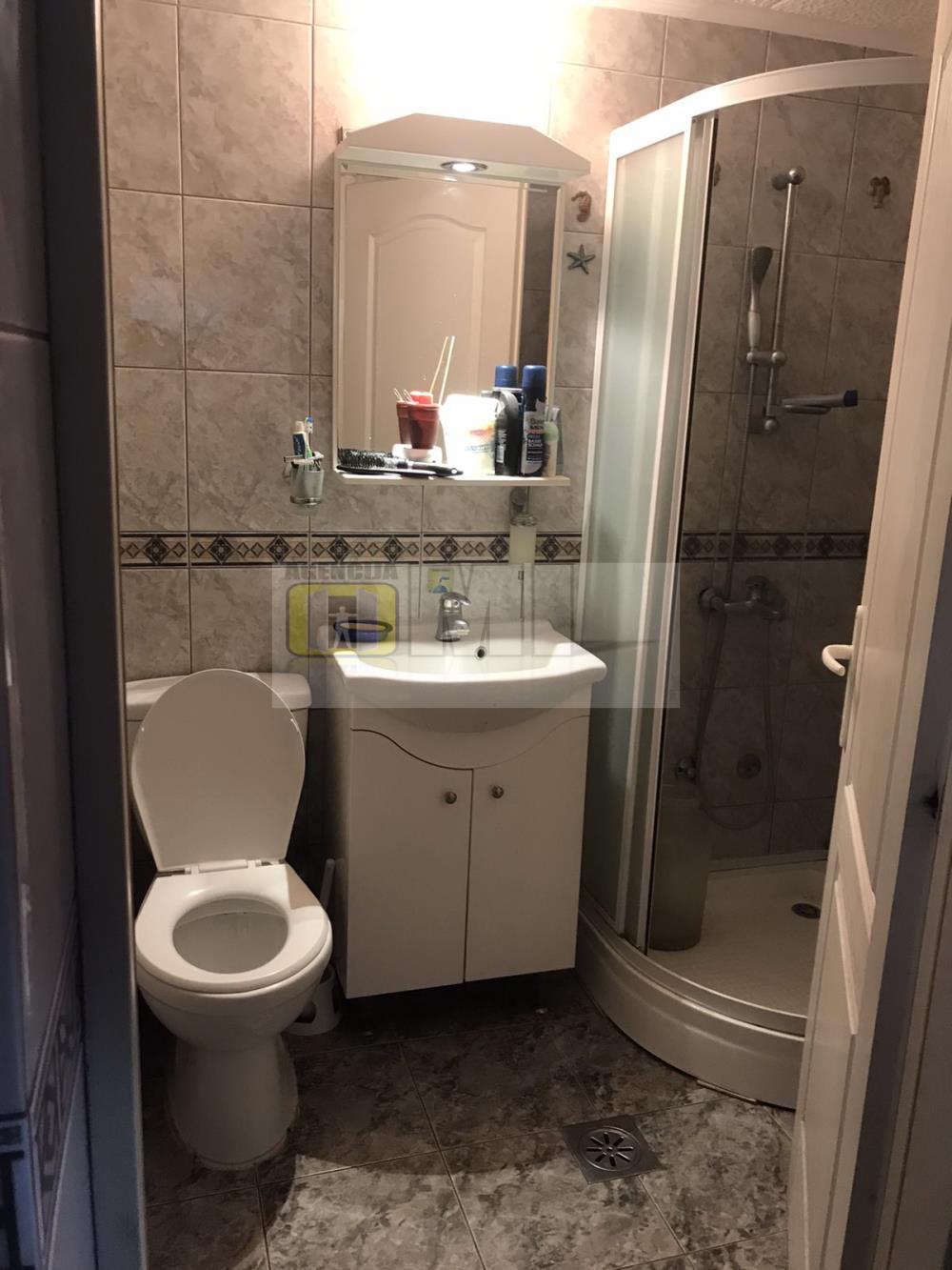 Zemun, Kalvarija, Vikentija Rakića, kuća, vertikala, 200m2 na 2 ara
