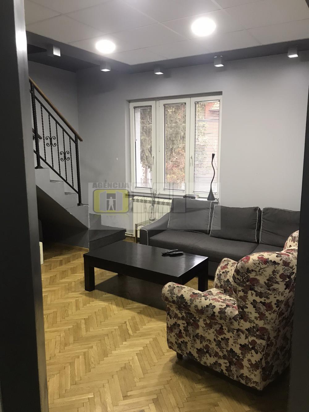 Zemun, Kalvarija, Vikentija Rakića, kuća, vertikala, 200m2 na 2 ara