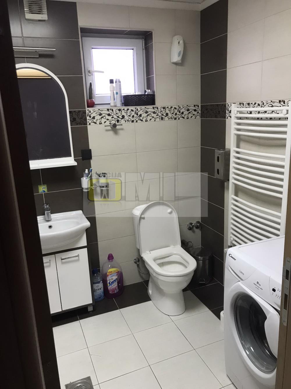 Zemun, Kalvarija, Vikentija Rakića, kuća, vertikala, 200m2 na 2 ara