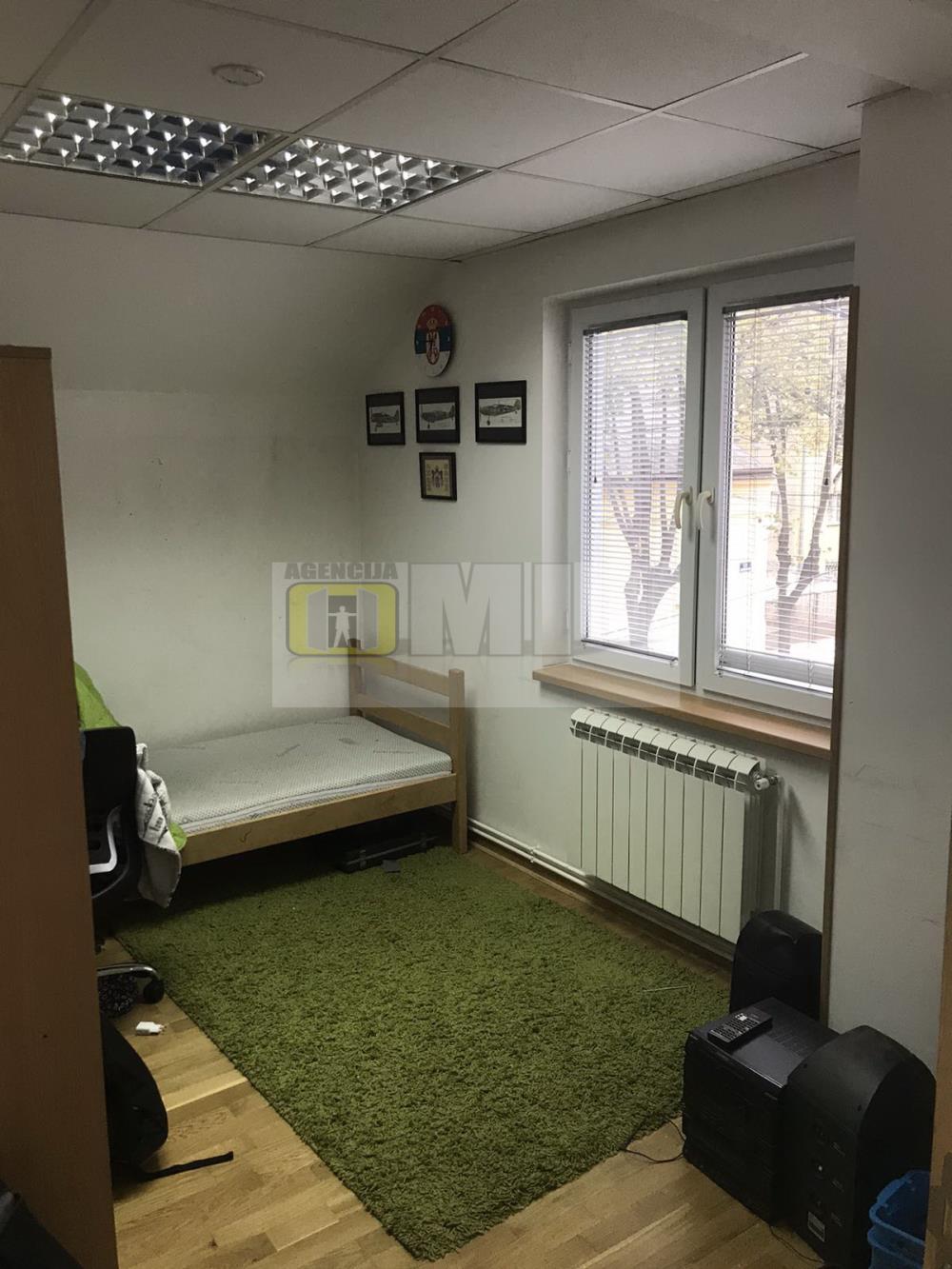 Zemun, Kalvarija, Vikentija Rakića, kuća, vertikala, 200m2 na 2 ara